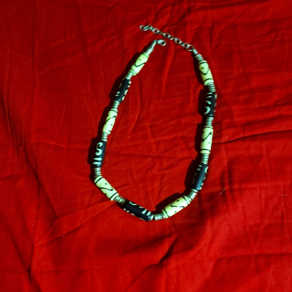 Jewelry-choker